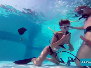 おねえさん, フェラチオ, 水中