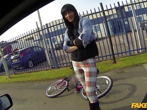 Fund, Tate mari, Suge pula, In public, Realitate