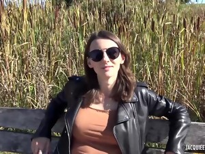 पात्र-निर्धारण, हस्तमैथुन, बाहर