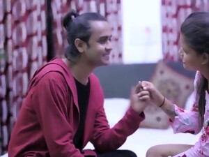 巨乳, ブルネット, インド人, レズビアン, スパンキング