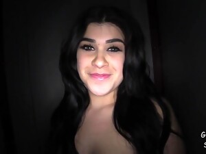 brunett, sperma i mun, fetisch, sväljning, amatör