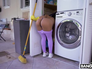 臀部, 拉丁色色情, 女仆, 观点, 丁字裤