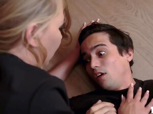 طيز كبيره, صراخ, زوجه أب