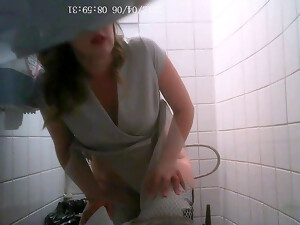 Скрытая камера, Подсмотренное, Туалет