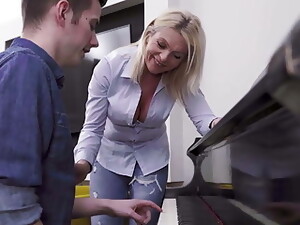 Krista E. (48) - Helping Out His MILF Neighbor Is Something