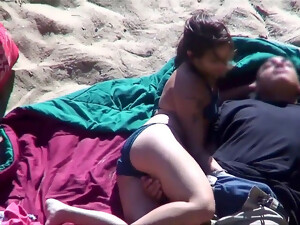 Praia, Voyeur