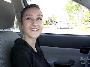 口内射精, 手コキ, 異人種間セックス, スキニー, ゴックン