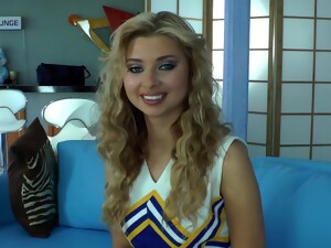 Molly Bennett Is Covered By Semen After Being Fucked