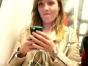 Homem nu e mulher vestido, Voyeur