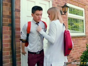 زبر كبير, بزاز كبيره, شقراء, اغراء