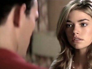 Denise Richards & Neve Campbell - Wild Things (1998)