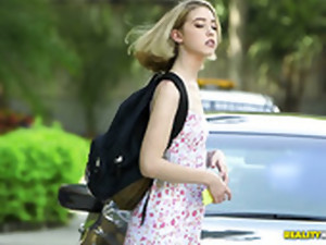 Simpatice, Tocuri, Sex afara, Realitate, Futut deasupra