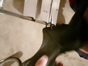 αυνανισμός, παπούτσια