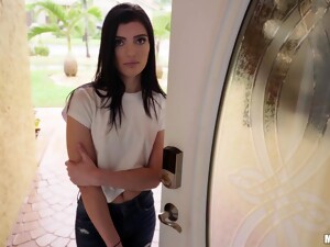 امرأة سمراء, مص الزبر, وضع كلابي, بزاز صغيره, بلع اللبن