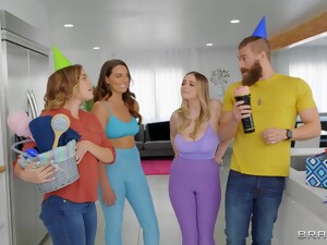 شقراء, امرأة سمراء, وضع كلابي, بنتين مع شاب, ركوب الزبر