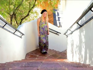 Ao ar livre, Calcinhas, Realidade, Peitos pequenos, Sozinhas