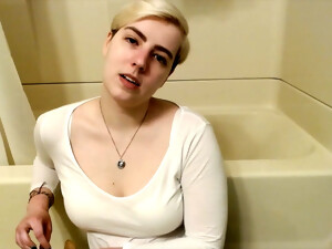 سيطرة, سيطرة النساء, صديقة, تبول, شورت بزبر