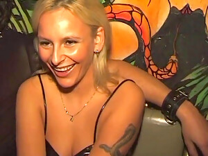 közelkép, német, basznivaló anyukák, archív, teljes film