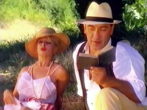 金发, 经典, 女士内衣, 户外, 葡萄酒