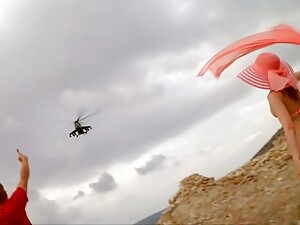 Bokong  besar, Bikini, Publik memek, Orang telanjang, Seks publik