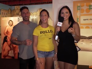 Claudia Bavel Introducing Yunnox Moon - Claudia Bavel