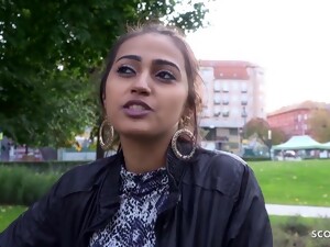 γερμανίδα, λατίνα, ντροπαλή, ερασιτέχνιδα