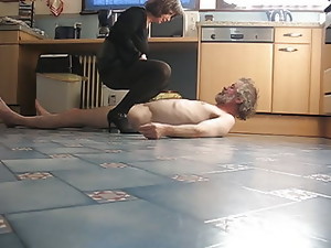 sidde på ansigtet, hæle, nylon