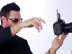 guze, cice, iza scene, velike guze, veliki kurac, rijaliti, tinejdžerke