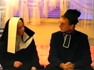 plavuše, grupni seks, časne sestre, vintidž, trojka