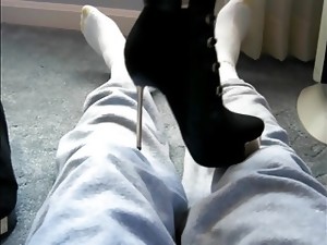 Organ kaki, Dominasi perempuan, Fetish, Seks dengan kaki, Sepatu hak