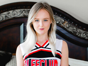 Болельщицы, Милашка, Молодежь