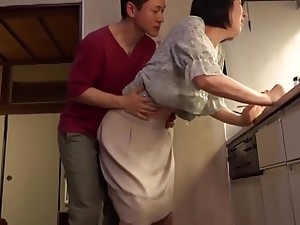 Sperma di mulut, Mencium, Wanita dewasa, Ibu, Tua dan muda