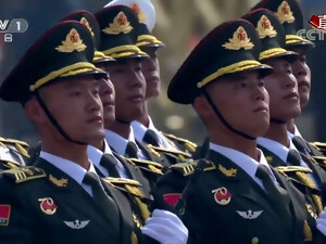 Ünlüler, Çinliler