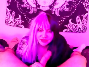 Cunnilingus, Big Titty Goth Girl