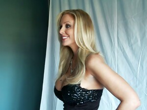 Behind The Scenes Of The Real Housewives Of San Fernando Valley