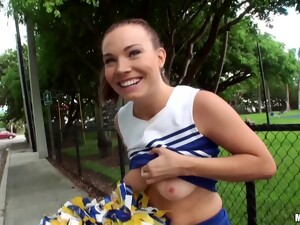 Cheerleader