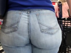 đít, gái đẹp to bự, đít  to, máy quay giấu kín, bà mẹ quyến rũ, gián điệp, thị dâm