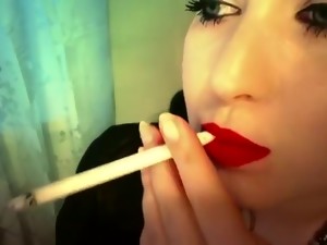 fetiš, domácí porno, kouření, solo