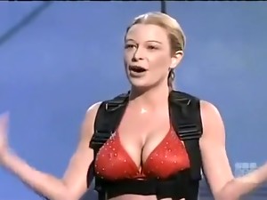 beibi, bikinit, peli, vakoilija, tirkistelijä