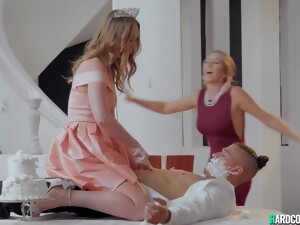 MILF, Ibu, Pesta seks, Ibu tiri, Seks bertiga