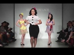 εσώρουχα, αυνανισμός, γδύσιμο, βίντατζ, ερασιτέχνιδα