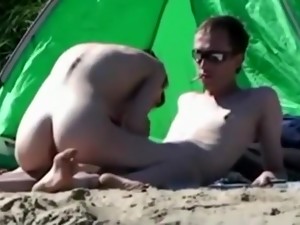 strand, flickvän, rödhårig, tittare