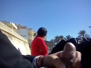 عشرات, المتلصص