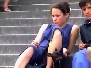 αποκάλυψη φούστας, ηδονοβλεψίας