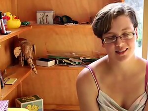 Haarig, Schüchtern, 18-19 jahre