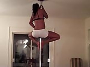 Duduk di wajah, Dominasi perempuan, MILF, Buka pakaian