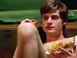 μπάι, διασημότητα