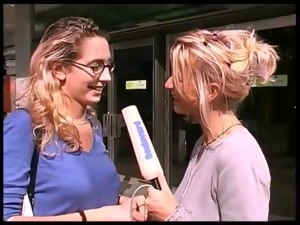 βρετανίδα, ερωτικά παιχνίδια