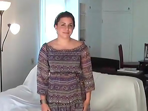 μελαχρινή, γδύσιμο, ερασιτέχνιδα