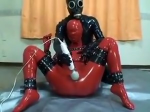 ασιάτισσα, σδμχ, σαδομαζοχισμός, καουτσούκ